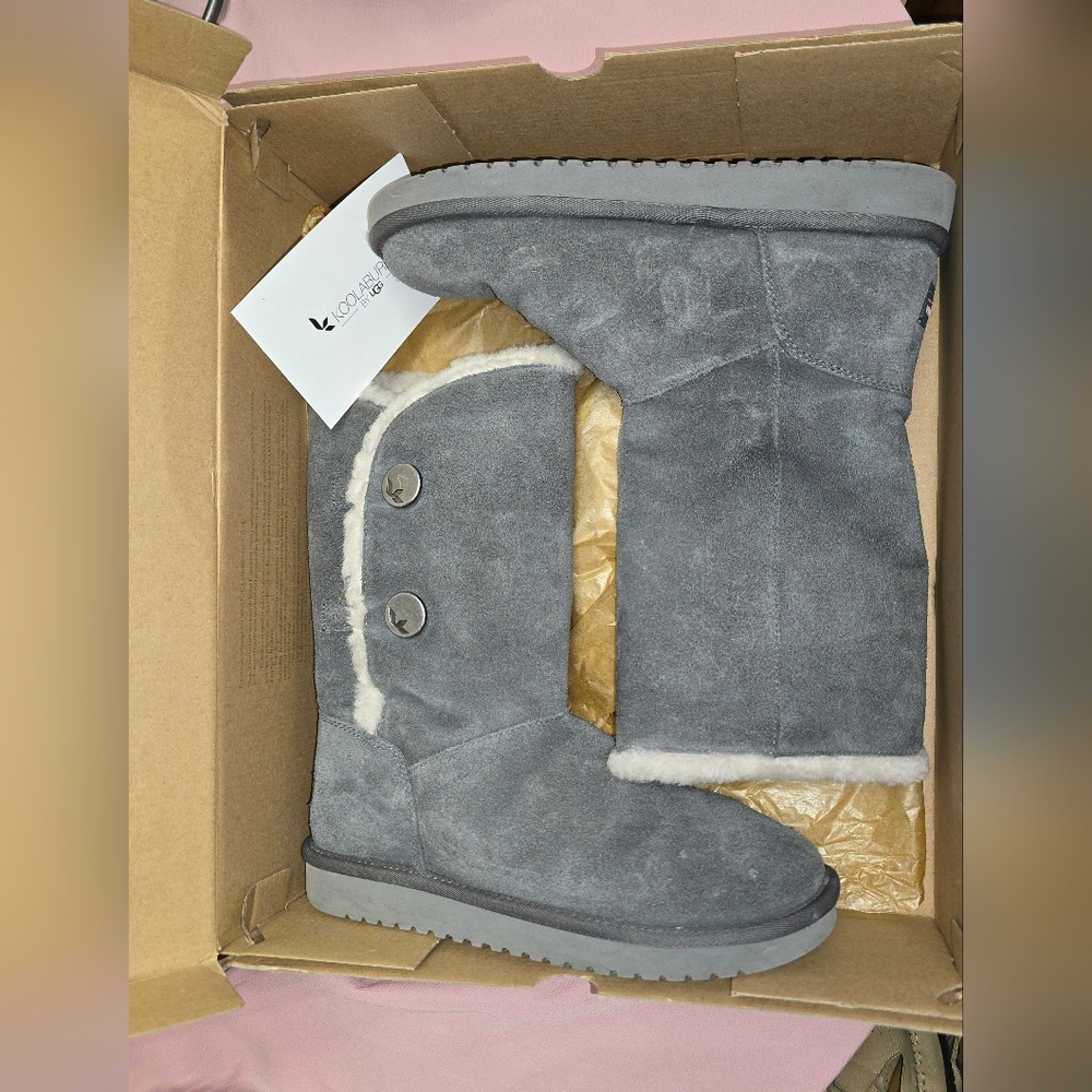 UGG Koolabura Boots with Box